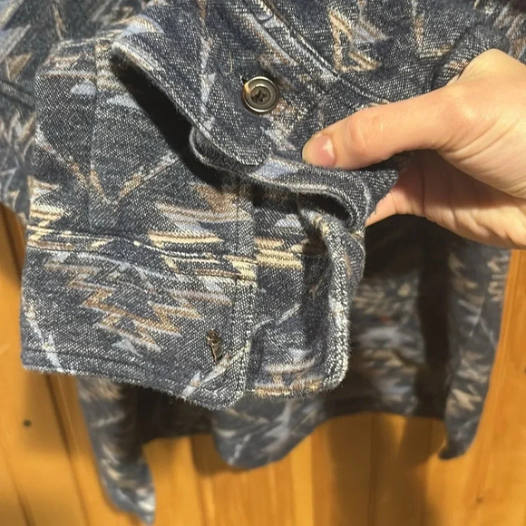 ‼️FAHERTY jacket‼️ - Picture 7 of 9